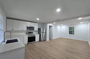 202 Marston St, Copperas Cove, TX 76522 - Photo 2