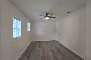 202 Marston St, Copperas Cove, TX 76522 - Photo 18
