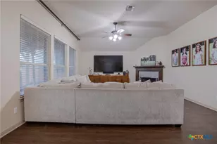 207 Brushy Creek, Victoria, TX 77904 - Photo 16