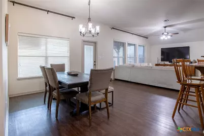 207 Brushy Creek, Victoria, TX 77904 - Photo 14