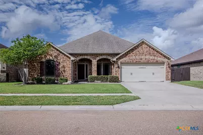 207 Brushy Creek, Victoria, TX 77904 - Photo 1