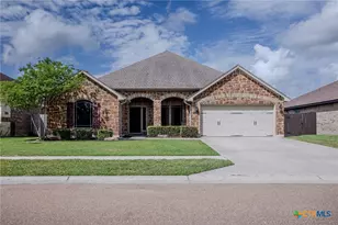 207 Brushy Creek, Victoria, TX 77904 - Photo 1