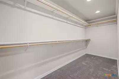 906 E Avenue D, Lampasas, TX 76550 - Photo 16