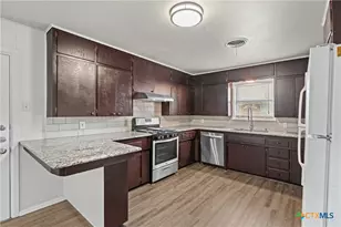 2106 S 47th St, Temple, TX 76504 - Photo 12