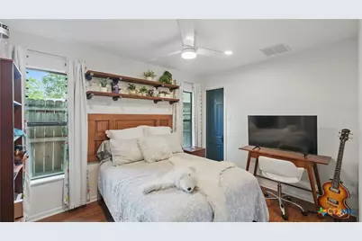 1817 Kuehler Avenue, New Braunfels, TX 78130 - Photo 20