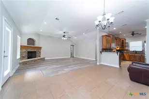 2410 Big Divide Rd, Copperas Cove, TX 76522 - Photo 8