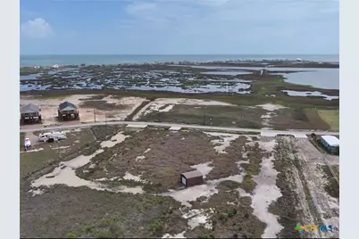 268 Powderhorn Lane, Port Lavaca, TX 77979 - Photo 2