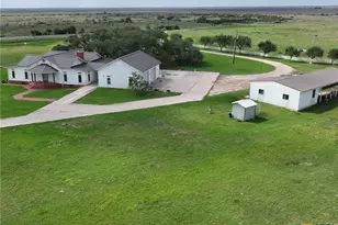 257 Whitaker Rd, Port Lavaca, TX 77979 - Photo 2