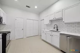 1751 Joy Spring, New Braunfels, TX 78130 - Photo 18