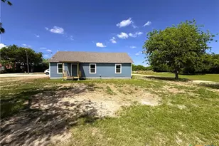 1851 Connell St, Belton, TX 76513 - Photo 16