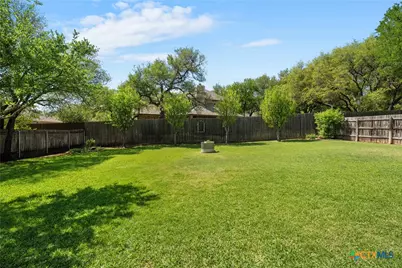 2405 Twin Ridge Court, Belton, TX 76513 - Photo 28