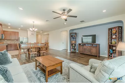 1939 Kyle Way, New Braunfels, TX 78130 - Photo 10