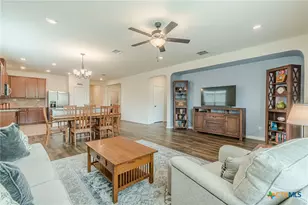 1939 Kyle Wy, New Braunfels, TX 78130 - Photo 10