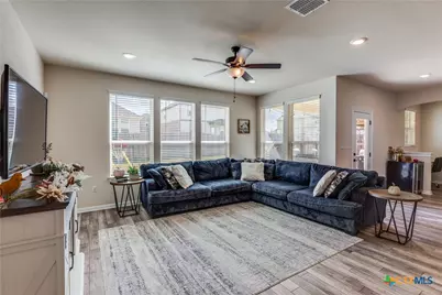 213 Sugar Cane Road, Buda, TX 78610 - Photo 4