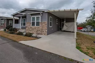 11720 Thousand Trails, Willis, TX 77318 - Photo 2