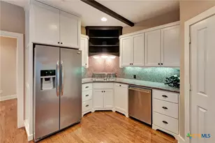 6 Cotswold Ln, Victoria, TX 77904 - Photo 14