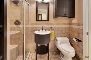 6 Cotswold Ln, Victoria, TX 77904 - Photo 24