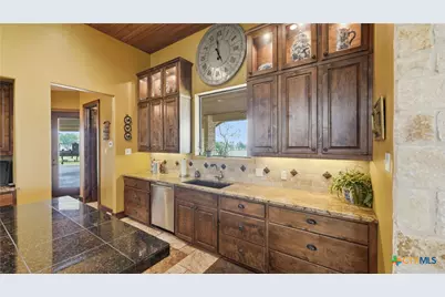 13661 E Highway 90, Kingsbury, TX 78638 - Photo 28