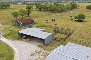 13661 E Hwy 90, Kingsbury, TX 78638 - Photo 4