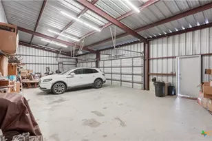 13661 E Hwy 90, Kingsbury, TX 78638 - Photo 44