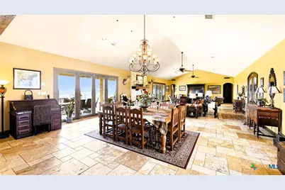 13661 E Highway 90, Kingsbury, TX 78638 - Photo 10