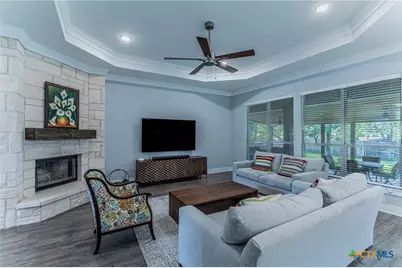8 Daingerfield Cove, Morgans Point, TX 76513 - Photo 6