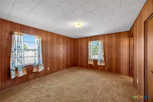 5353 US Hwy 90A, Gonzales, TX 78629 - Photo 14