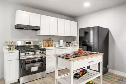 805 S 32nd Street, Temple, TX 76501 - Photo 10