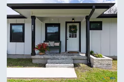 805 S 32nd Street, Temple, TX 76501 - Photo 6