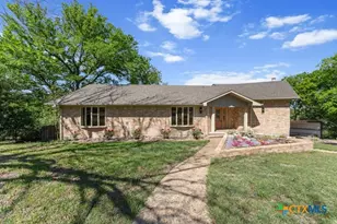 608 Ridgecrest Dr, Salado, TX 76571 - Photo 1