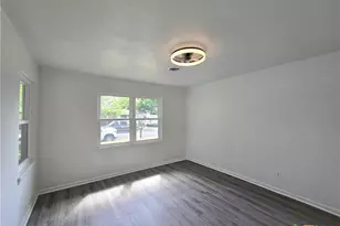 610 W Washington, Copperas Cove, TX 76522 - Photo 8