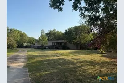 901 Tonkawa Circle, New Braunfels, TX 78130 - Photo 2