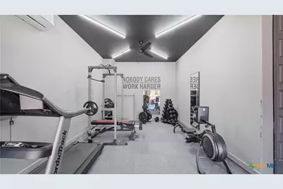 1370 Sahms Branch, New Braunfels, TX 78132 - Photo 26