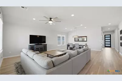 1370 Sahms Branch, New Braunfels, TX 78132 - Photo 18