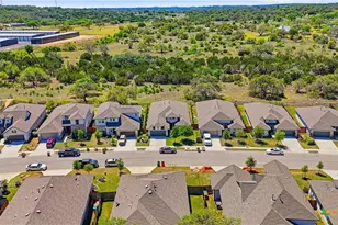 1370 Sahms Br, New Braunfels, TX 78132 - Photo 32