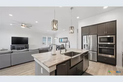 1370 Sahms Branch, New Braunfels, TX 78132 - Photo 12