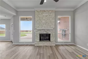 1031 FM 20, Seguin, TX 78155 - Photo 10