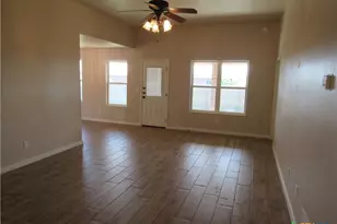 202 E Avenue H, Nolanville, TX 76559 - Photo 2