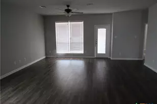 10018 Kensley Rose Dr, Killeen, TX 76542 - Photo 4