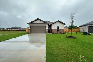 813 Eagle Cross Cv, Salado, TX 76571 - Photo 1