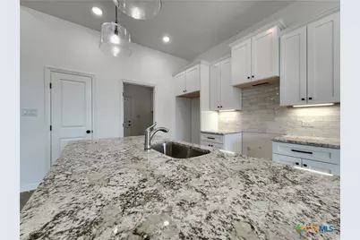 813 Eagle Cross Cove, Salado, TX 76571 - Photo 10