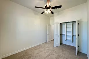 813 Golden Eagle Cv, Salado, TX 76571 - Photo 14