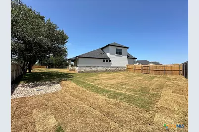 813 Golden Eagle Cove, Salado, TX 76571 - Photo 36