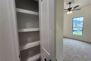 813 Golden Eagle Cv, Salado, TX 76571 - Photo 18