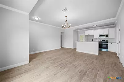 396 E Robin Lane, Harker Heights, TX 76548 - Photo 10