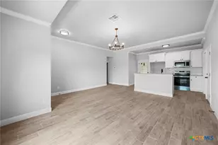 396 E Robin Ln, Harker Heights, TX 76548 - Photo 10