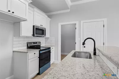 396 E Robin Lane, Harker Heights, TX 76548 - Photo 2