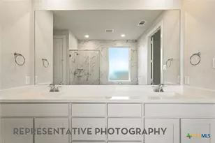 8905 Turaco Trl, Austin, TX 78744 - Photo 14