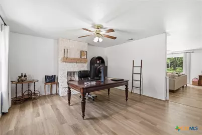 402 Colette Court, Belton, TX 76513 - Photo 4