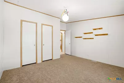 554 Cherry Ridge, Floresville, TX 78114 - Photo 22